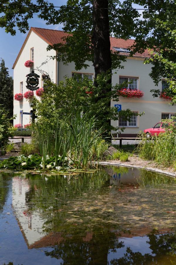Hotel & Gasthaus Zum Eichenkranz Luckenwalde Zewnętrze zdjęcie