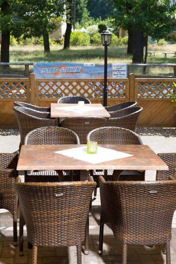 Hotel & Gasthaus Zum Eichenkranz Luckenwalde Zewnętrze zdjęcie